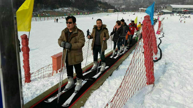 有關造雪機雪地魔毯滑雪場設備的維護保養(yǎng)方法