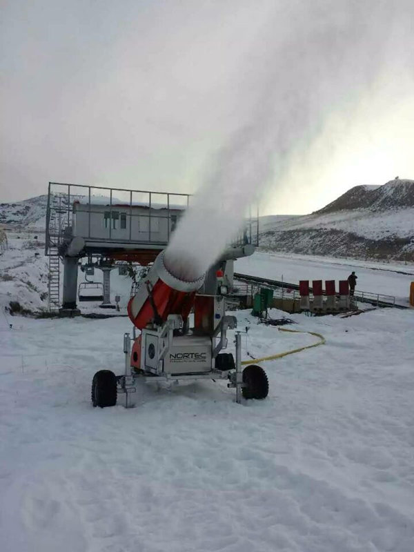 造雪機(jī)