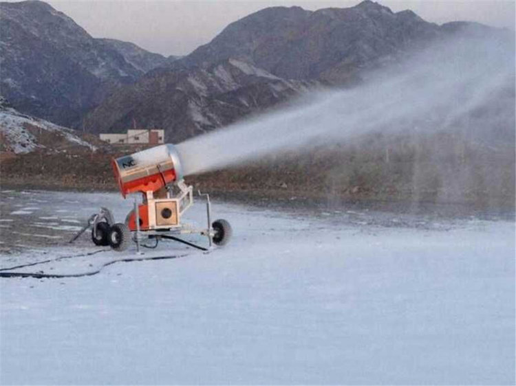 造雪機