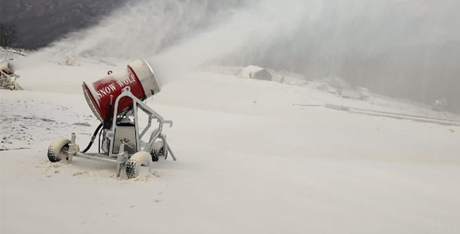 造雪機(jī)