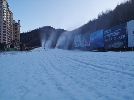 造雪機