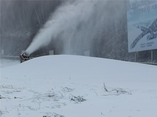 造雪機