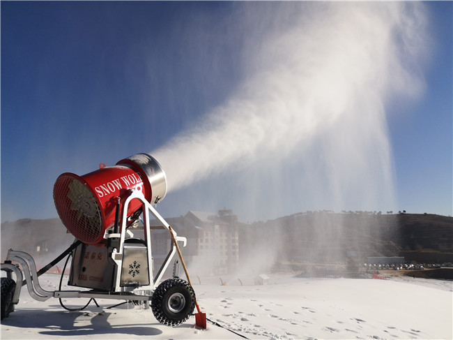 造雪機(jī)