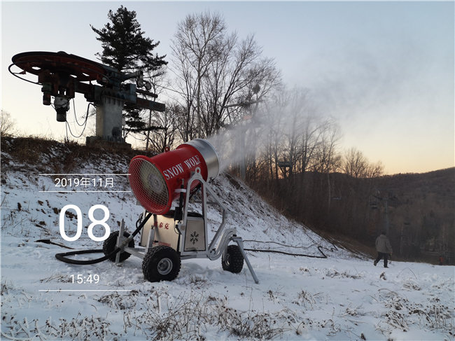 亞布力滑雪場造雪機