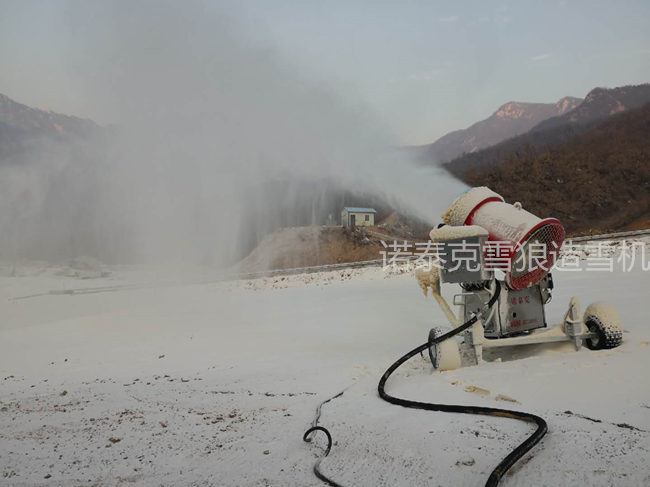 造雪機(jī)