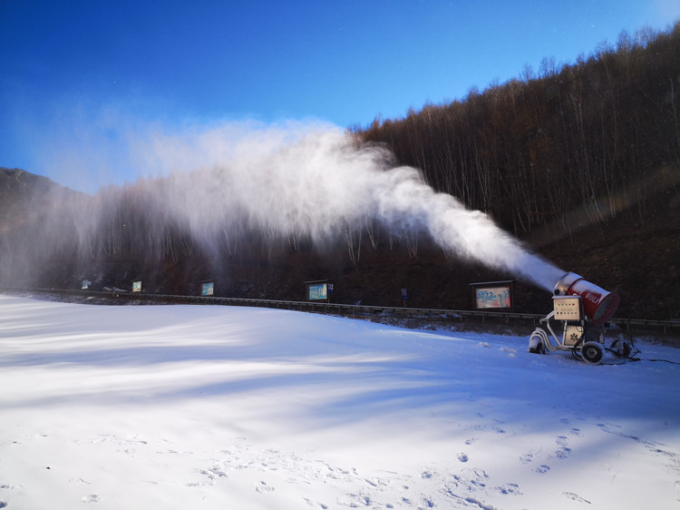 造雪機(jī)